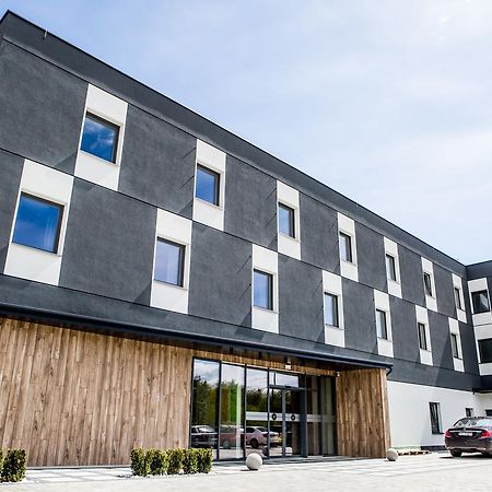 Hotel Mazurek Kolo  ภายนอก รูปภาพ