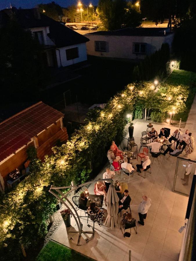 Hotel Mazurek Kolo  ภายนอก รูปภาพ