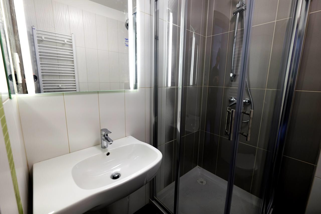 Hotel Mazurek Kolo  ภายนอก รูปภาพ
