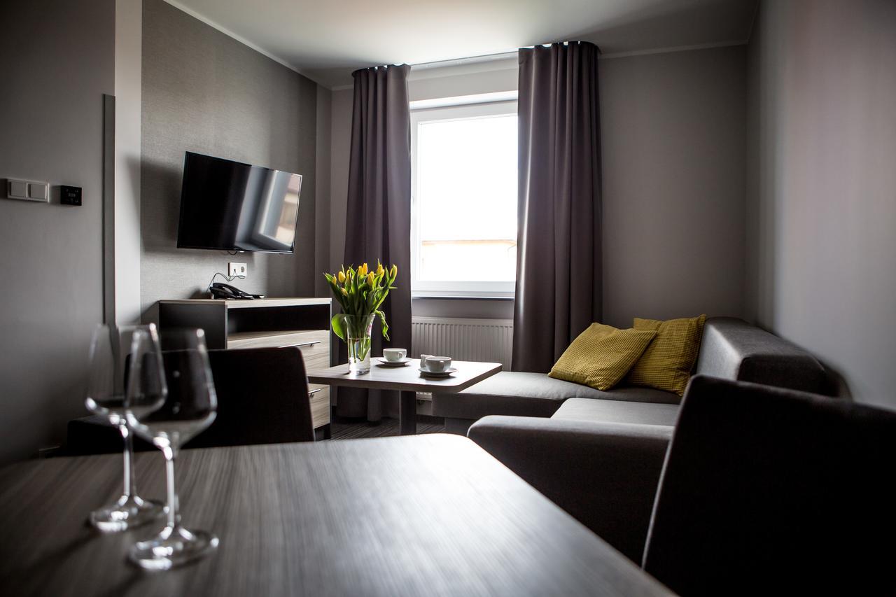 Hotel Mazurek Kolo  ภายนอก รูปภาพ