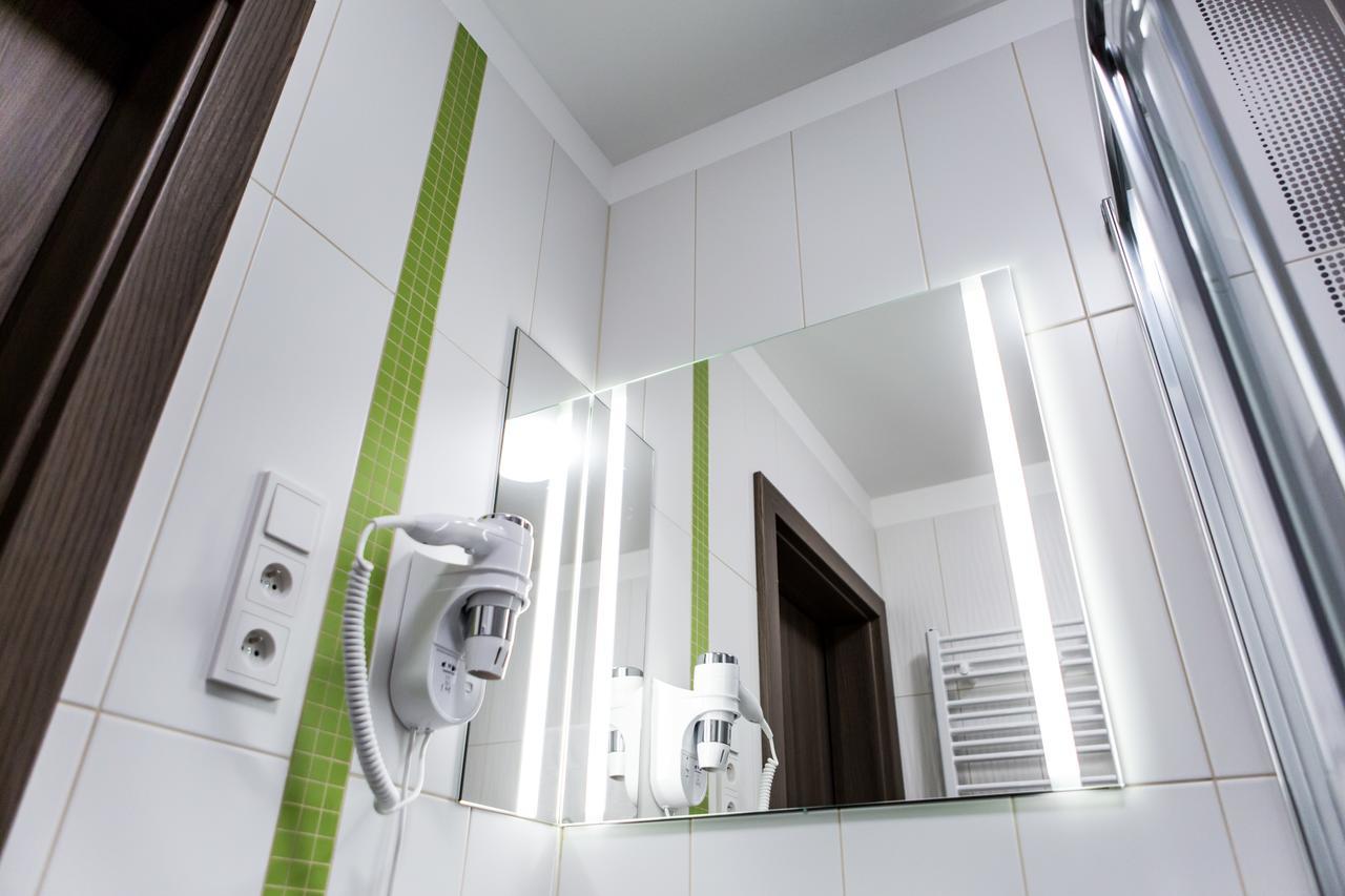 Hotel Mazurek Kolo  ภายนอก รูปภาพ